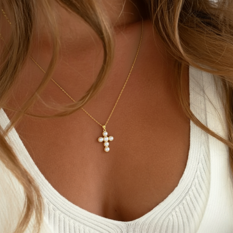 Halo Pearl Necklace